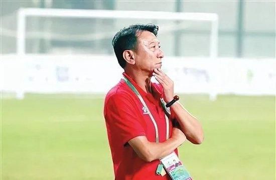 秘书被老板摸到呻吟